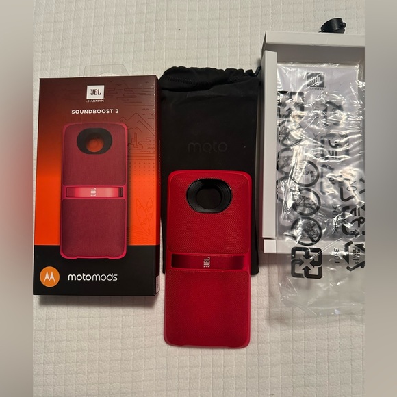 Motorola motomods JBL Soundboost 2. Portable Stereo Speaker NIB for Moto Z. Red - Picture 6 of 9